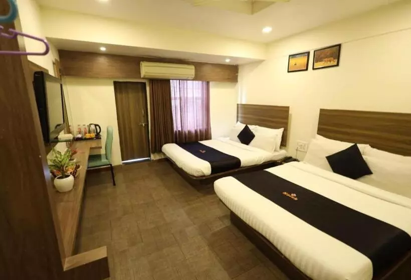 Saish Hotel Shirdi