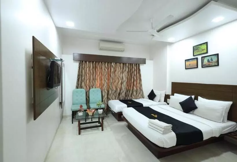 Saish Hotel Shirdi