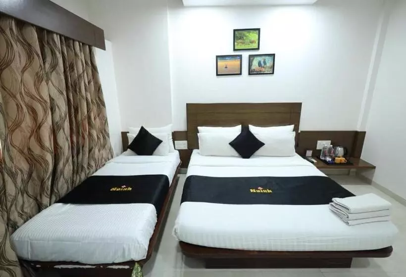 Saish Hotel Shirdi