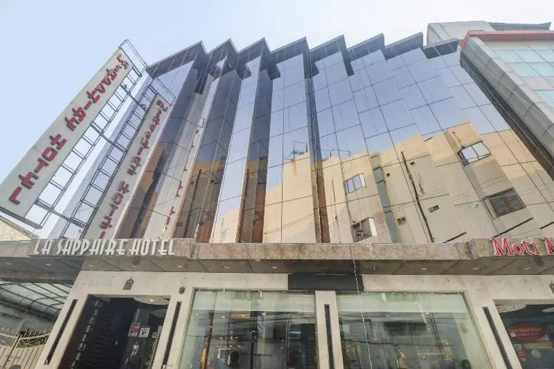 ホテル Townhouse 517 La Sapphire Near Delhi Airport