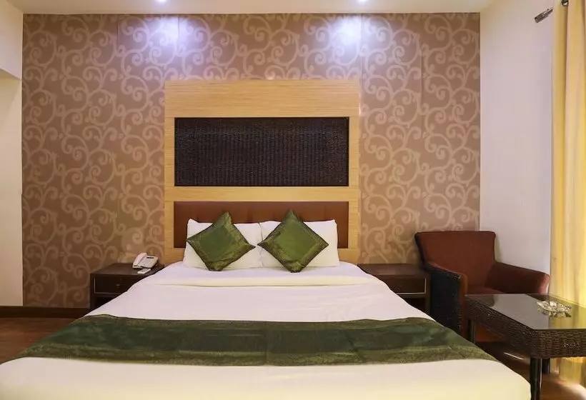 ホテル Treebo Trend White Mg