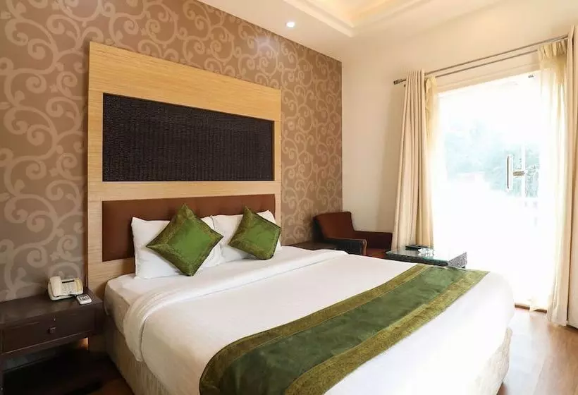 ホテル Treebo Trend White Mg