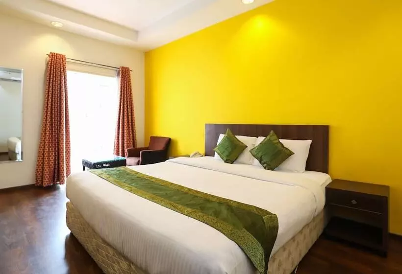 ホテル Treebo Trend White Mg