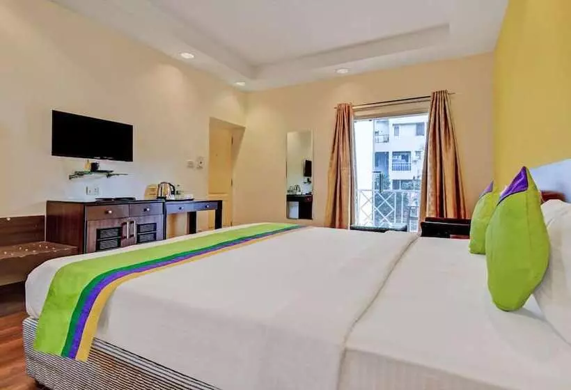 ホテル Treebo Trend White Mg