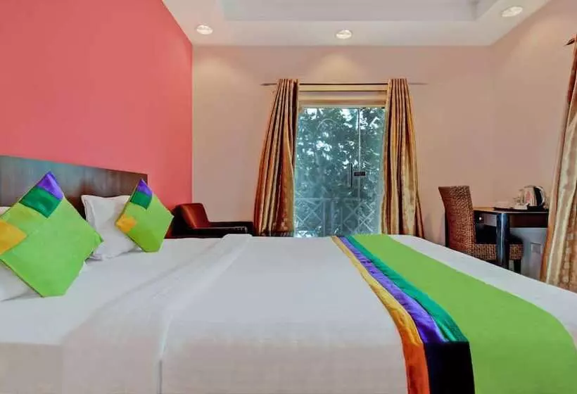 ホテル Treebo Trend White Mg