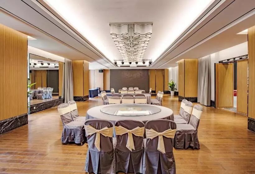 هتل Urcove By Hyatt Shanghai Pudong East