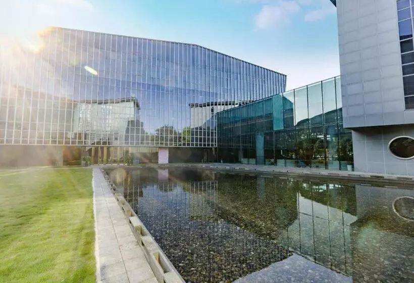 هتل Urcove By Hyatt Shanghai Pudong East