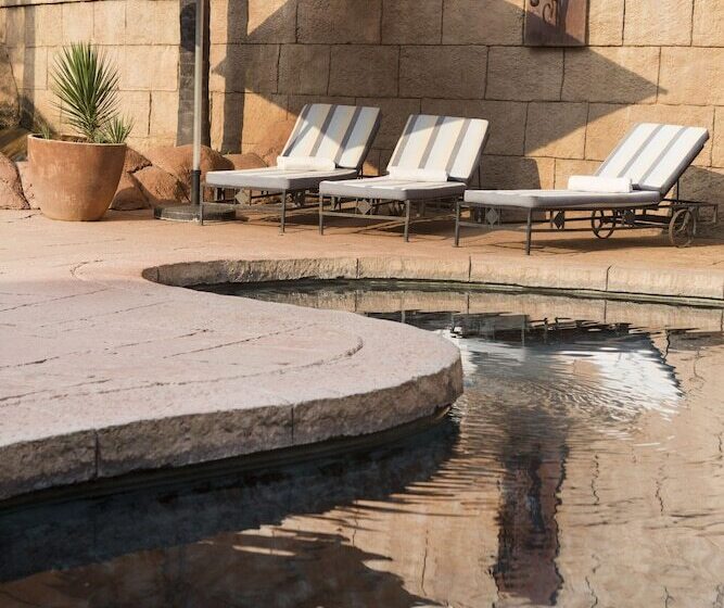 فندق Zebra Nature Reserve