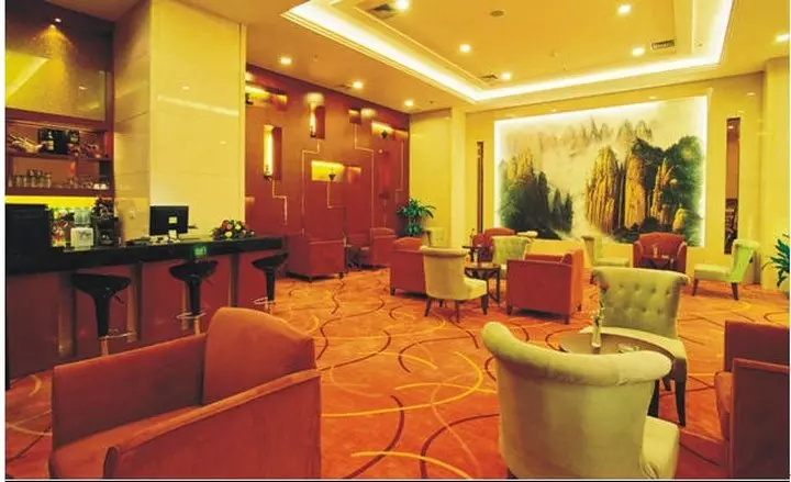 هتل New Land