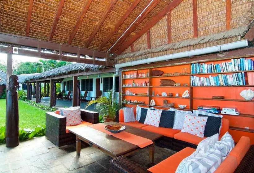 استراحتگاه Deco Stop Lodge