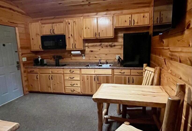 فندق Badlands Frontier Cabins
