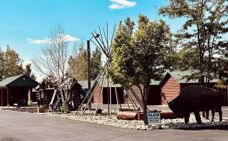 ホテル Badlands Frontier Cabins