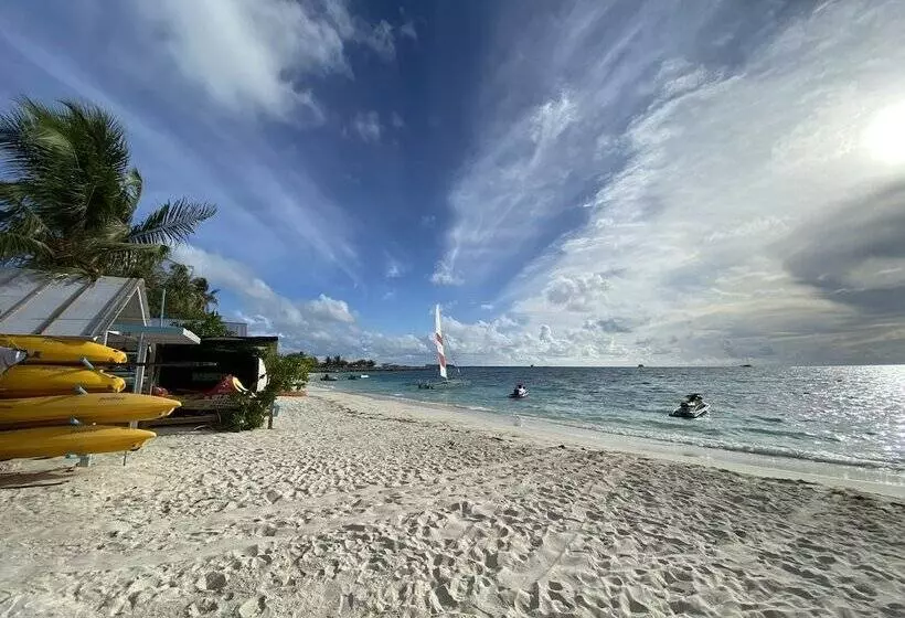 هتل Lagoona Sunset