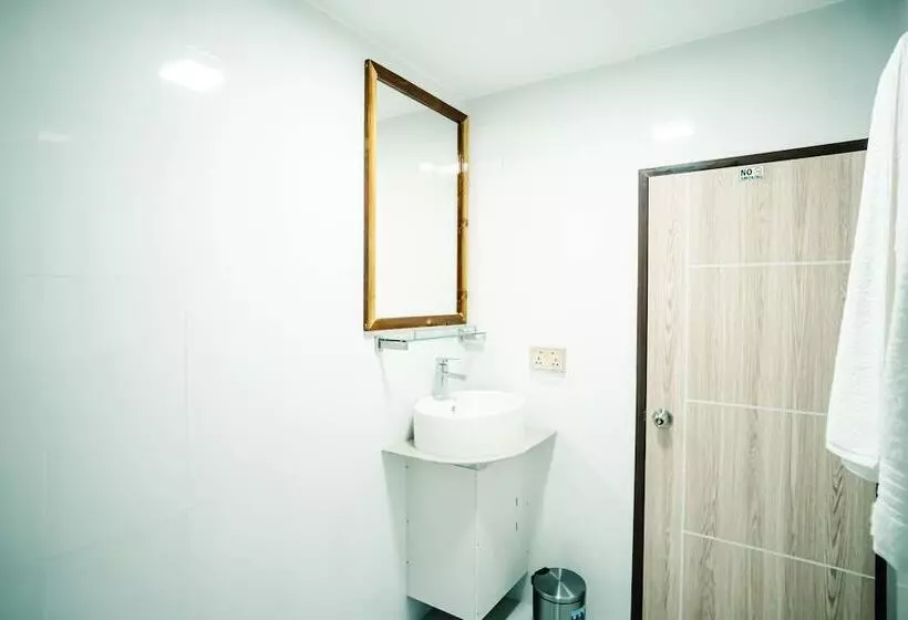 هتل Lagoona Sunset