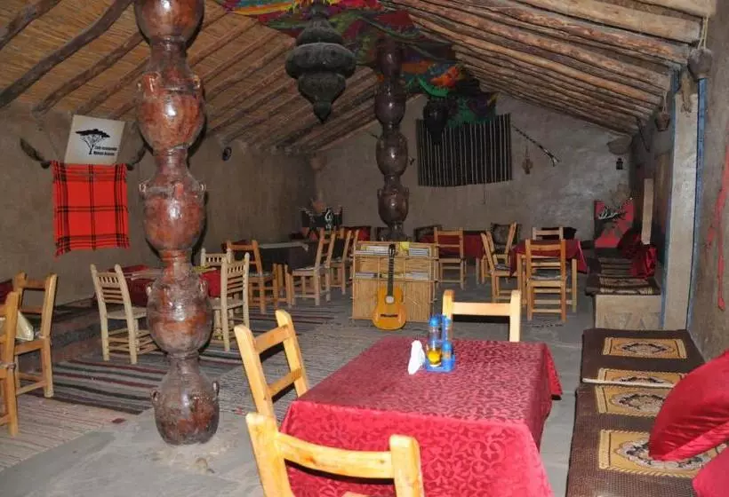 Hotelli Maison Acacias