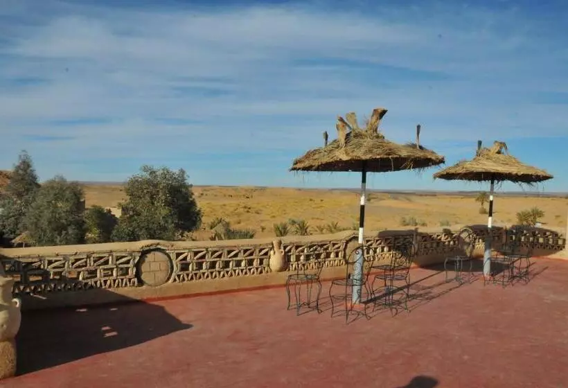 Hotelli Maison Acacias