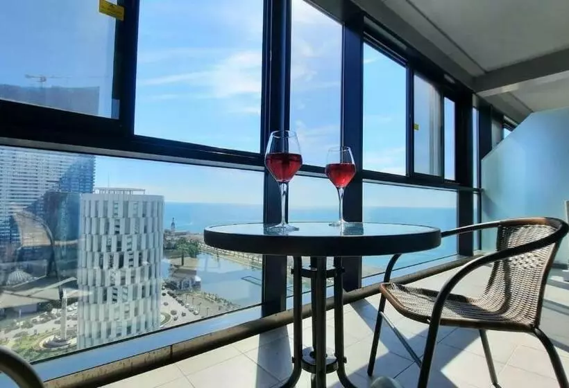Alliance Palace Luxury Apartment Suite 18 18 Leo Group