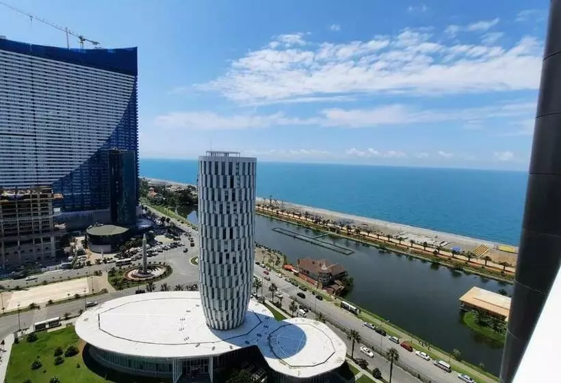 Alliance Palace Luxury Apartment Suite 18 18 Leo Group