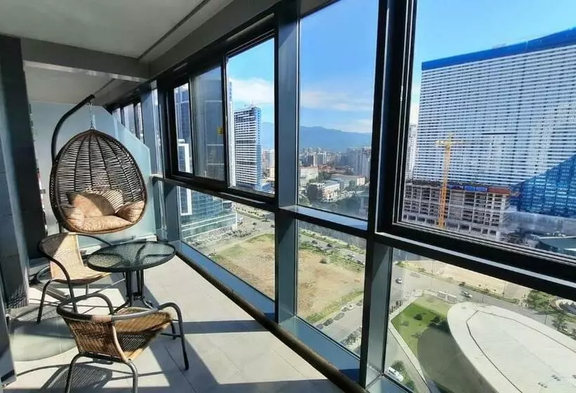 Alliance Palace Luxury Apartment Suite 18 18 Leo Group