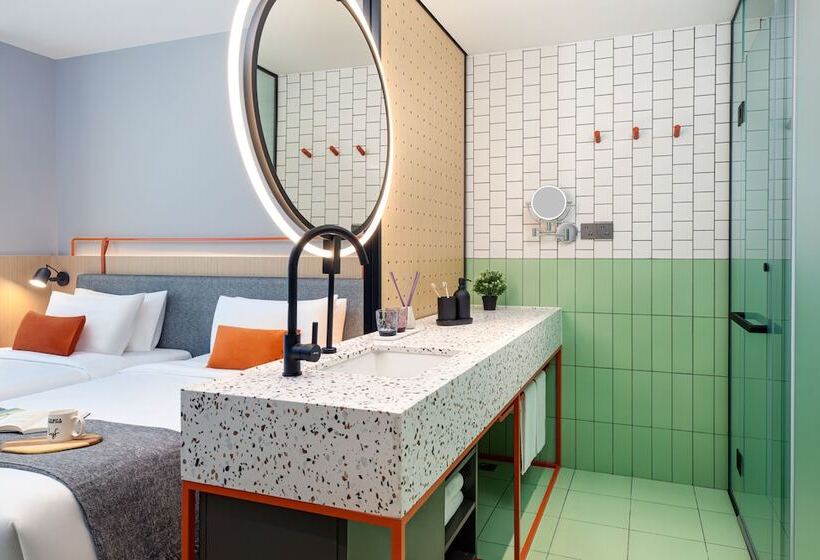 Lyf Midtown Hangzhou