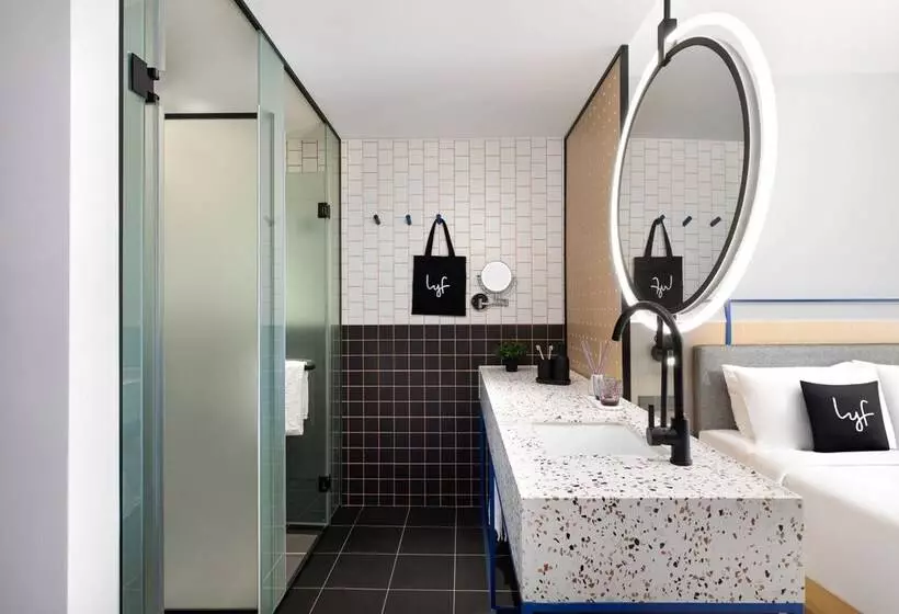 Lyf Midtown Hangzhou