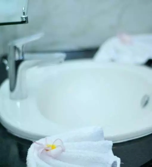 پانسیون Antares Dhangethi & Spa