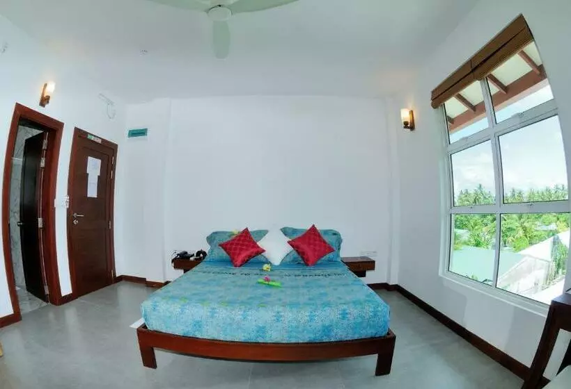 پانسیون Antares Dhangethi & Spa