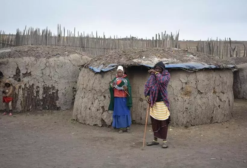 پانسیون Lunguya Annex Lodge