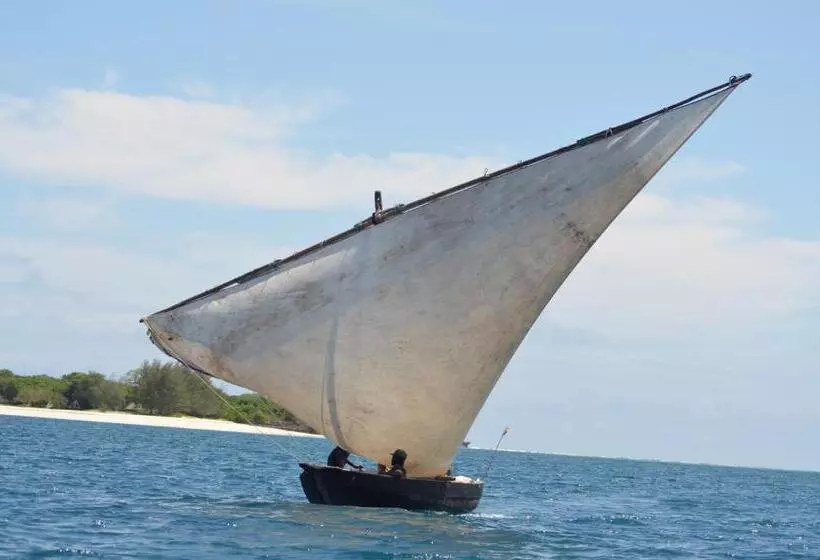 پانسیون Lunguya Annex Lodge