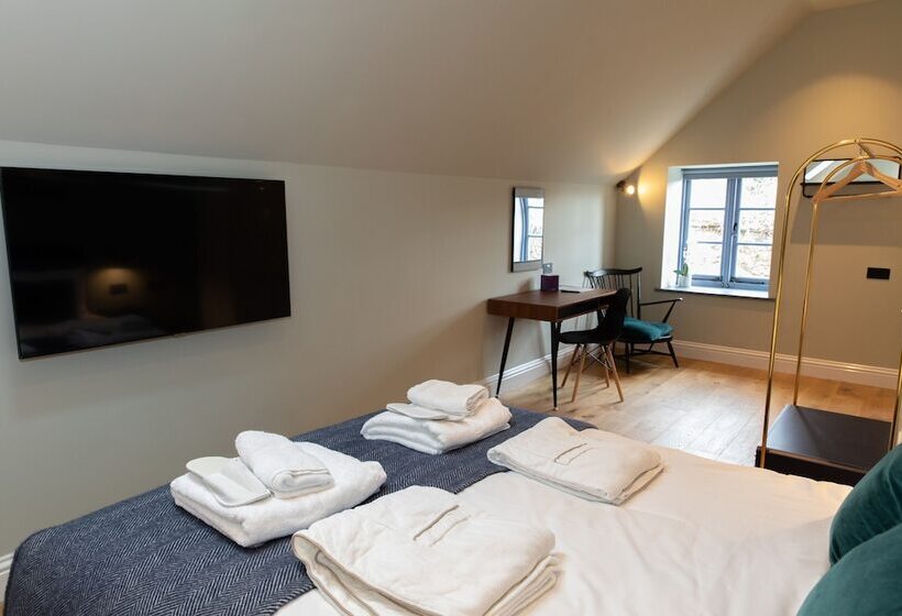 호스텔 The Nog Inn