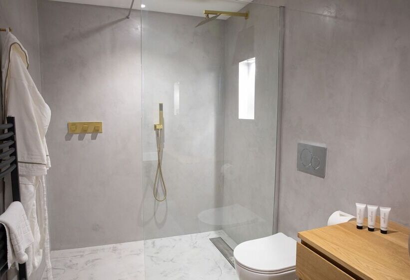 호스텔 The Nog Inn