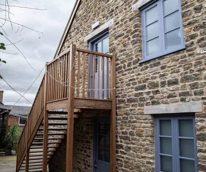 ユースホステル The Nog Inn