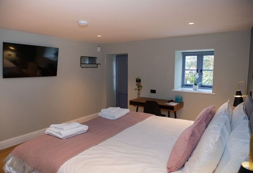 호스텔 The Nog Inn