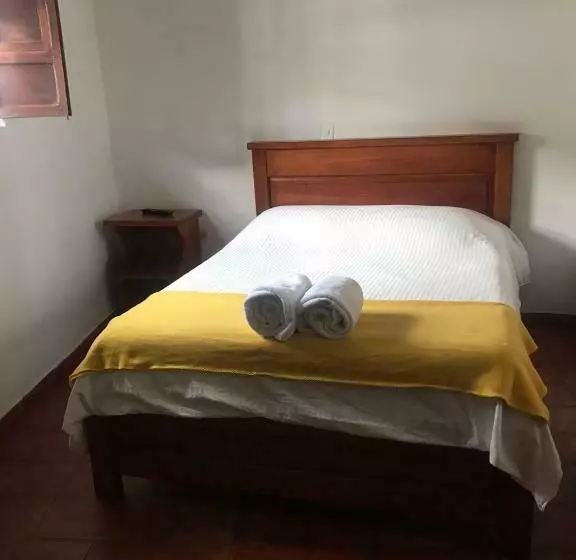 ユースホステル Hospedaje Plaza Villa De Leyva