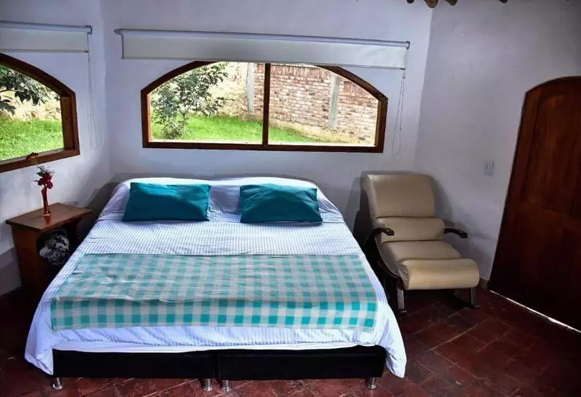 ユースホステル Hospedaje Plaza Villa De Leyva