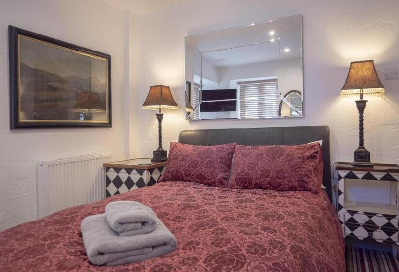 Pensjonat Cornerways Guest House