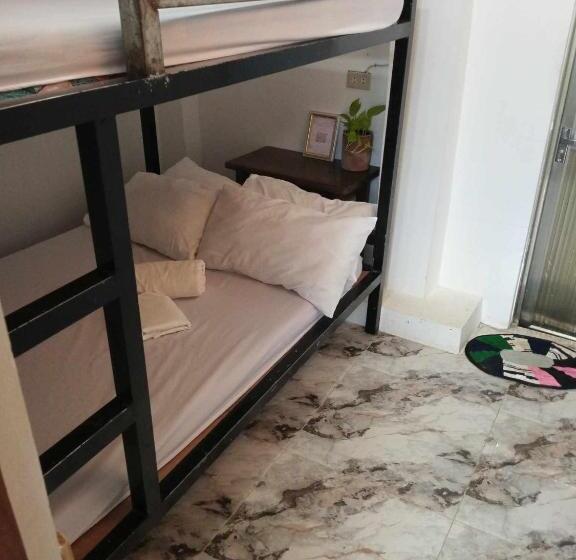 تختخواب و صبحانه Casita Lodge Kubo