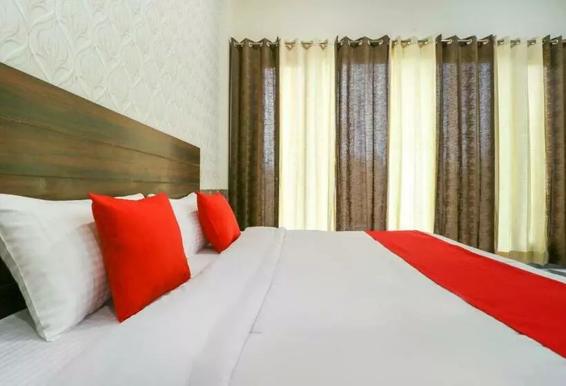 Hotelli Townhouse 930 Green Island Resort