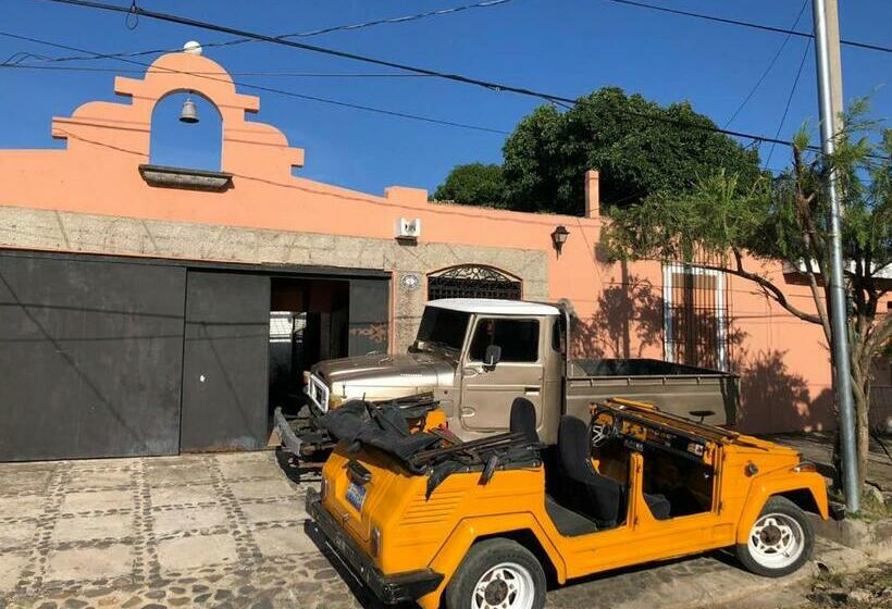 פנסיון Hostal Villa El Campanario