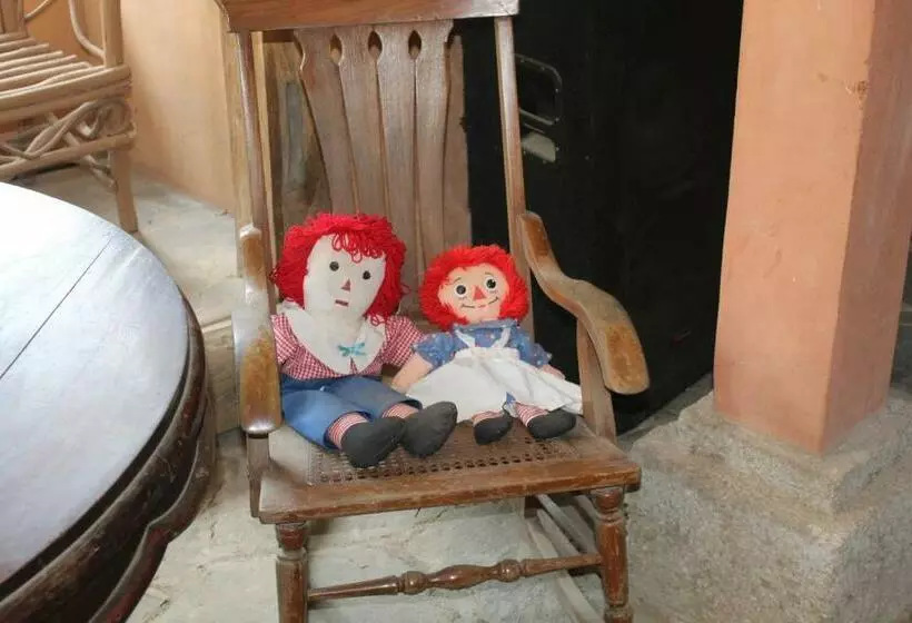 پانسیون Hostal Villa El Campanario