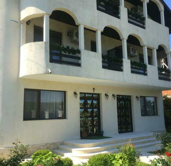 Pensjonat Vila Zoe Bucharestairport&therme&parking Otopeni