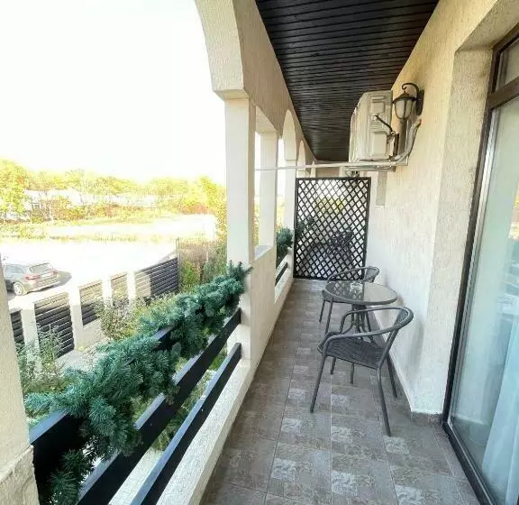 ペンション Vila Zoe Bucharestairport&therme&parking Otopeni