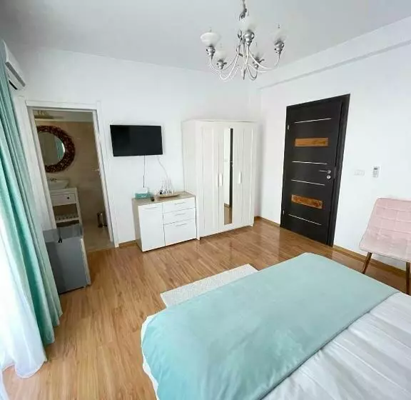 ペンション Vila Zoe Bucharestairport&therme&parking Otopeni