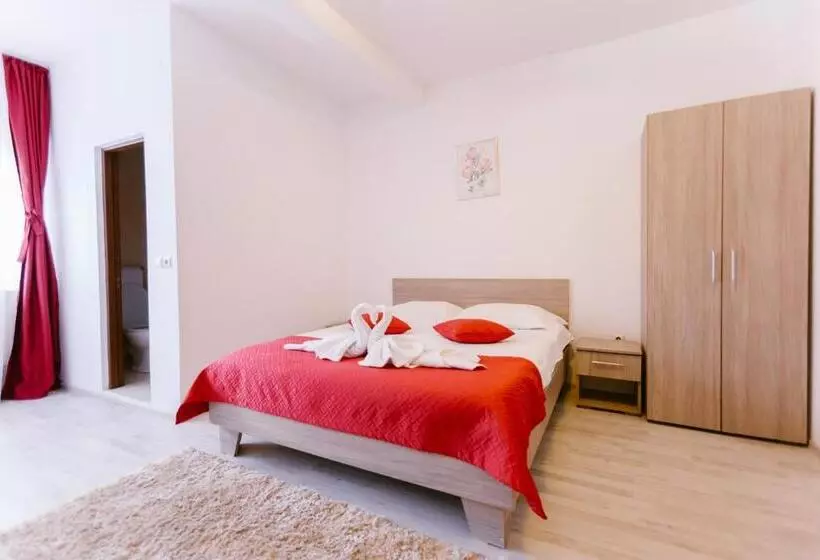 Pensiunea Luka Slanic Moldova