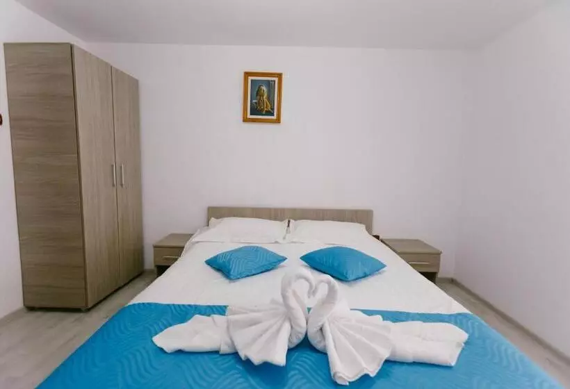 Pensiunea Luka Slanic Moldova