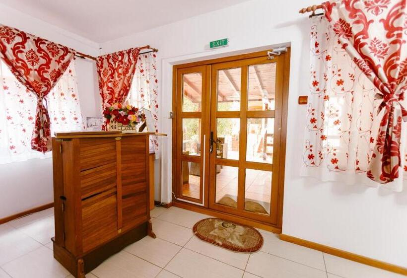 Pensiunea Luka Slanic Moldova