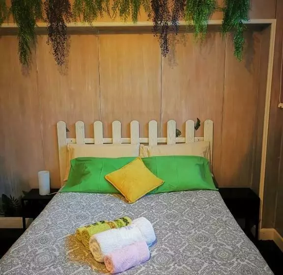 تختخواب و صبحانه Habitacion En Casa De Marisa Y Juan