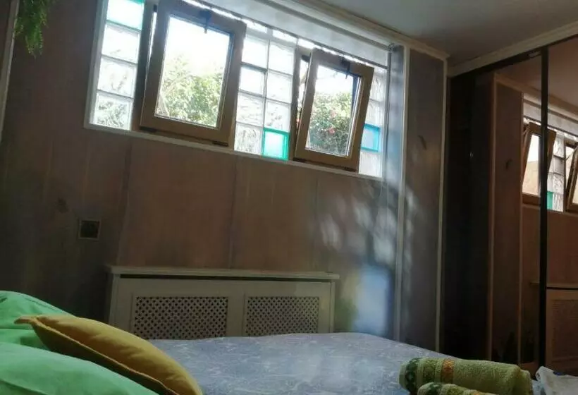 تختخواب و صبحانه Habitacion En Casa De Marisa Y Juan