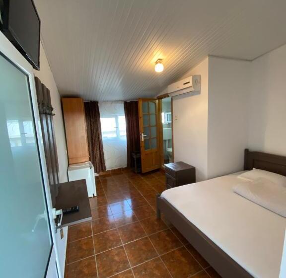 پانسیون Casa Ciobi