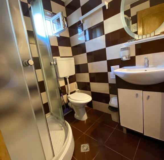 پانسیون Casa Ciobi